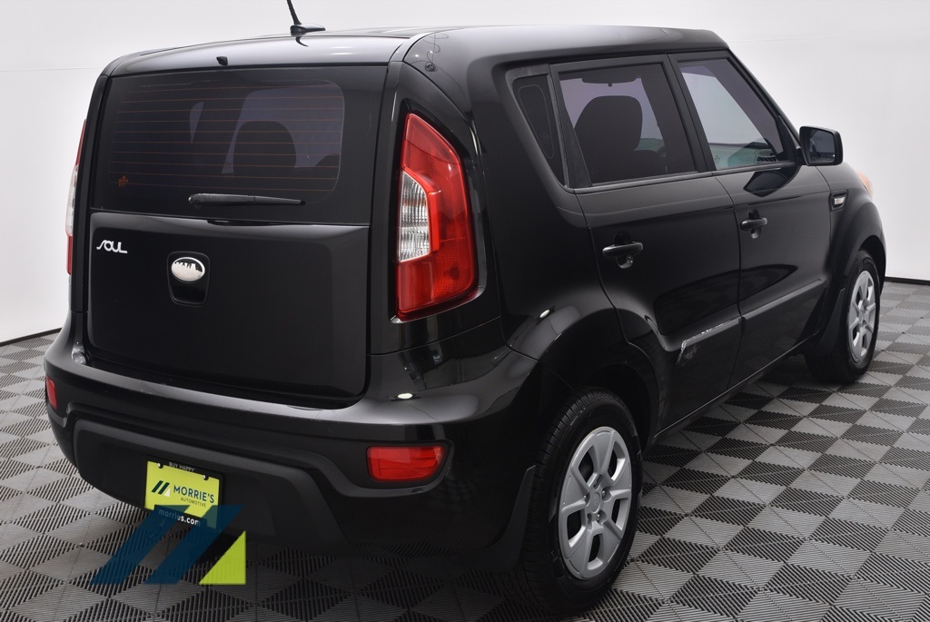 Pre-Owned 2013 Kia Soul Base FWD 4D Hatchback